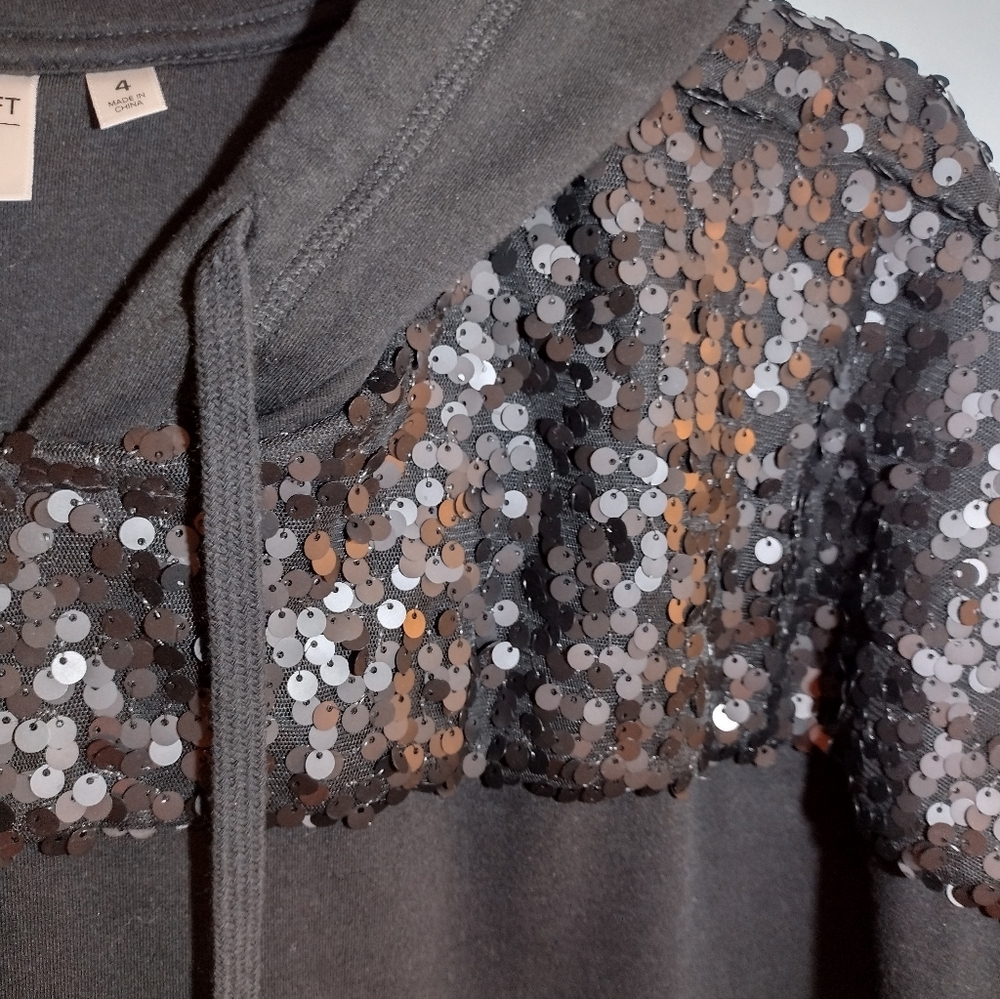 NEW Torrid Relaxed Sequin Hoodie Size 4 NWT - Picture 6 of 11
